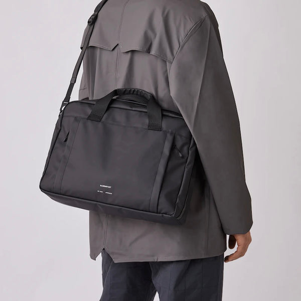 Sandqvist Dal, svört