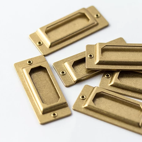 Traveler´s company - Brass merkiplattar 6 stk.